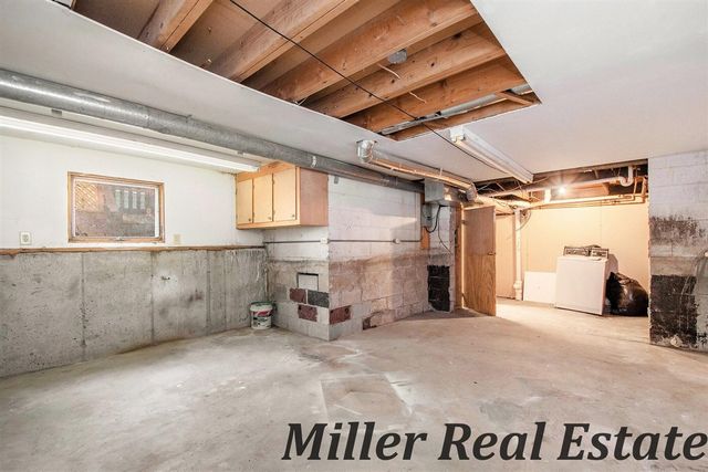 926 N Washington Street, Lowell, MI 49331