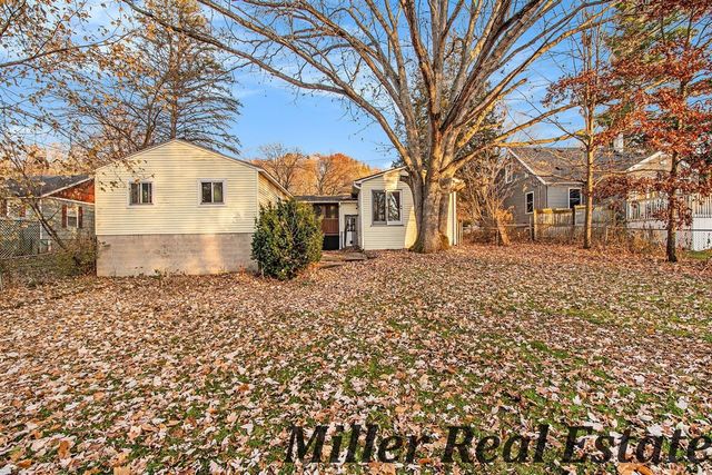 926 N Washington Street, Lowell, MI 49331