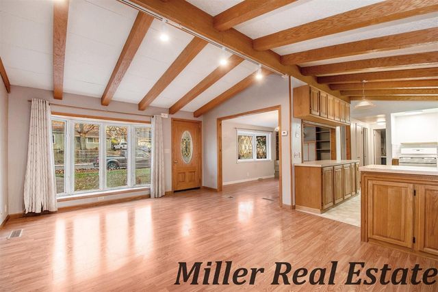 926 N Washington Street, Lowell, MI 49331