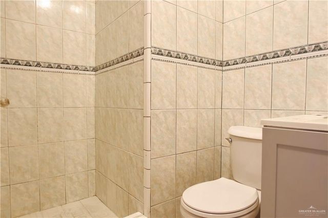 927 E Salazar Street, San Juan, TX 78589