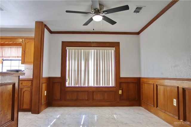 927 E Salazar Street, San Juan, TX 78589