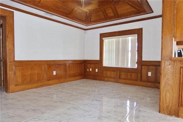 927 E Salazar Street, San Juan, TX 78589