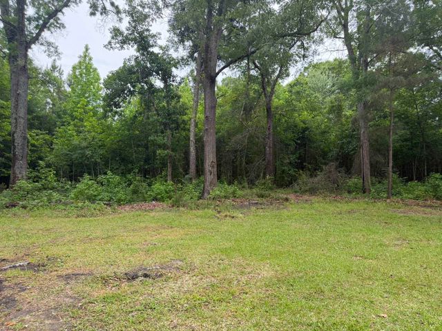 1389 Isabella Rd., Kingstree, SC 29556