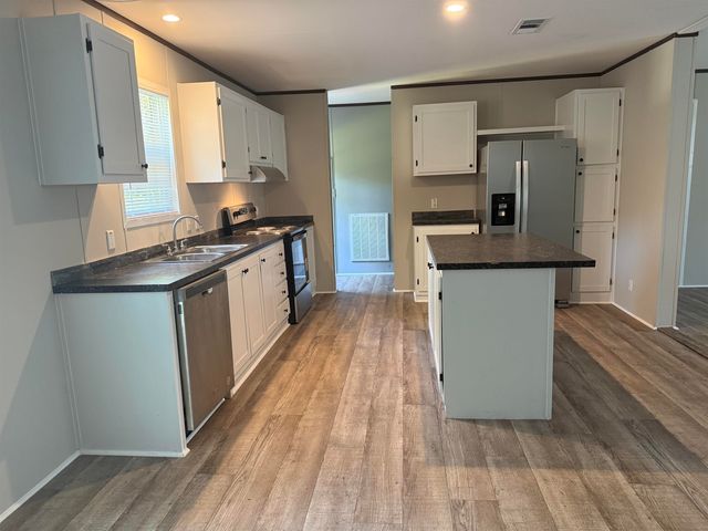 1389 Isabella Rd., Kingstree, SC 29556