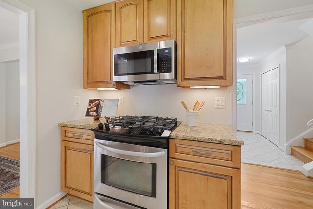 5000 BAFFIN BAY LN, Rockville, MD 20853