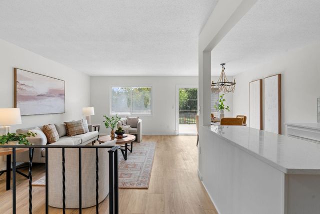 4112 Sylvia Lane S, Shoreview, MN 55126