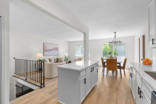 4112 Sylvia Lane S, Shoreview, MN 55126