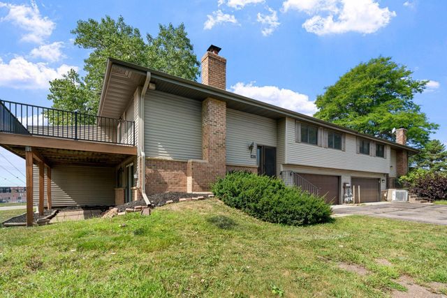 4112 Sylvia Lane S, Shoreview, MN 55126