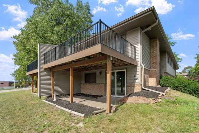 4112 Sylvia Lane S, Shoreview, MN 55126