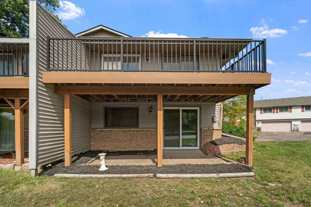 4112 Sylvia Lane S, Shoreview, MN 55126