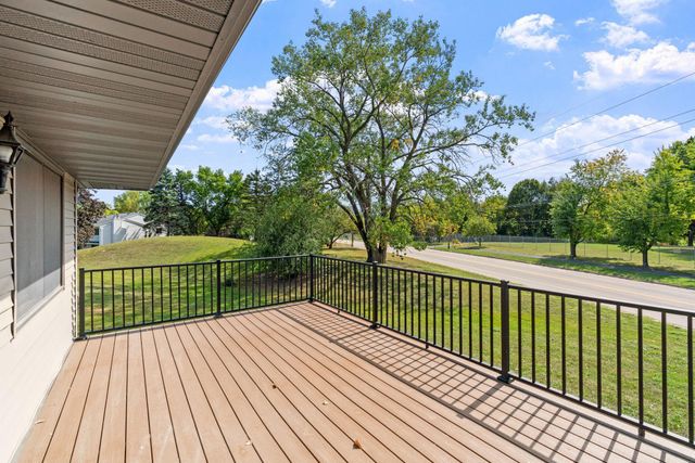 4112 Sylvia Lane S, Shoreview, MN 55126
