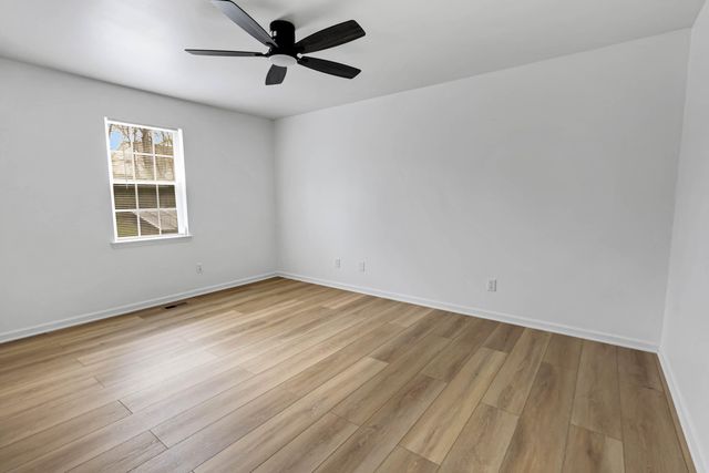 65 Night Shade Lane, Ringgold, GA 30736