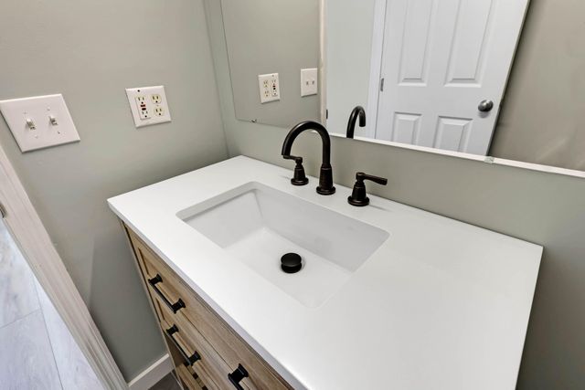 65 Night Shade Lane, Ringgold, GA 30736