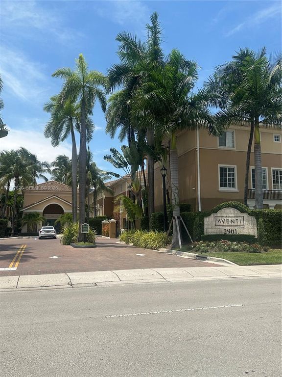 2961 NE 185th St 1618, Aventura, FL 33180