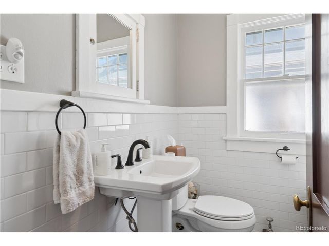 1385 S Lincoln St, Denver, CO 80210