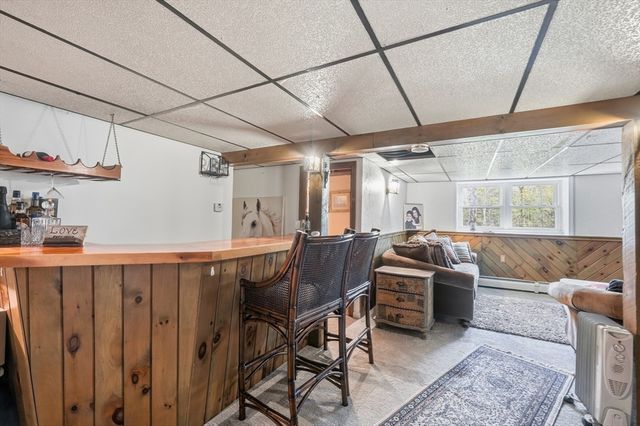 15 Briarwood Rd, Rutland, MA 01543