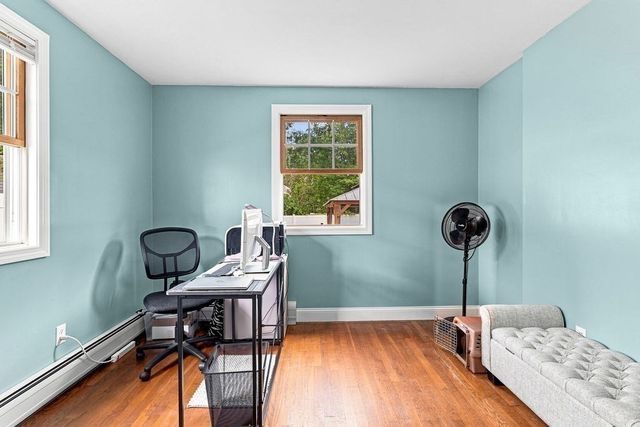 26 Paul Rd, Dartmouth, MA 02747
