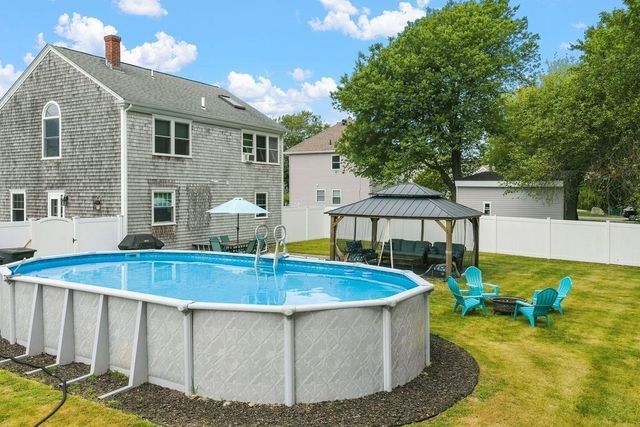 26 Paul Rd, Dartmouth, MA 02747