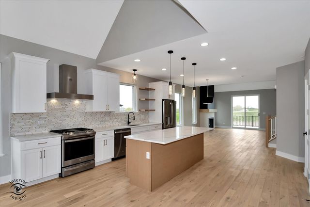 16451 Kayla Drive, Lemont, IL 60439