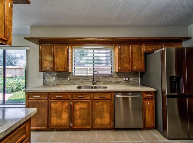 8022 La Brea Drive, Houston, TX 77083