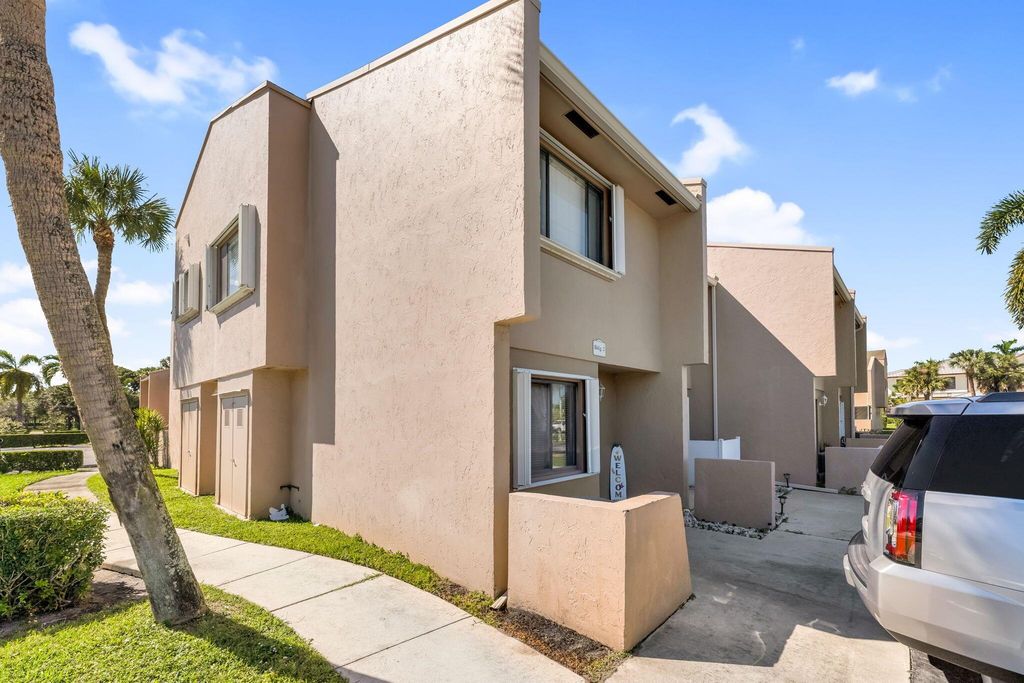 139 Sparrow Drive 2a, Royal Palm Beach, FL 33411