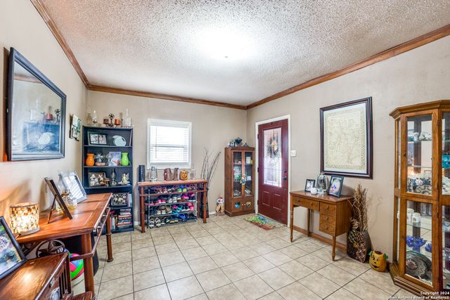 12416 W FM 476, Somerset, TX 78069