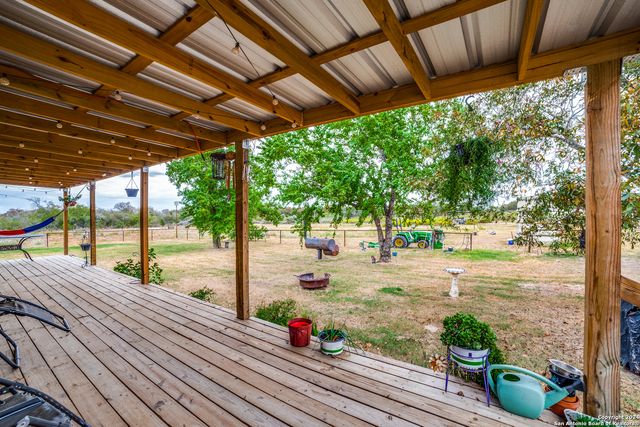 12416 W FM 476, Somerset, TX 78069