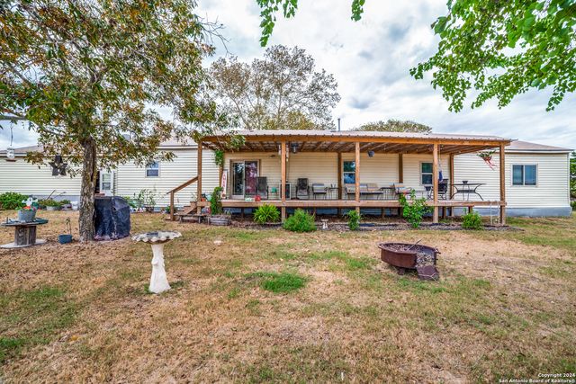 12416 W FM 476, Somerset, TX 78069