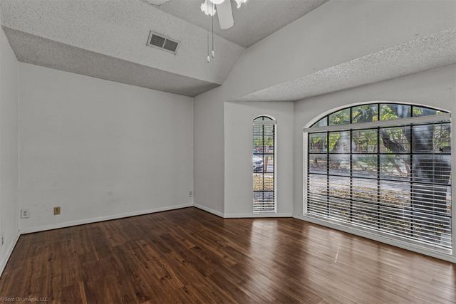 5715 Victor Street, Dallas, TX 75214