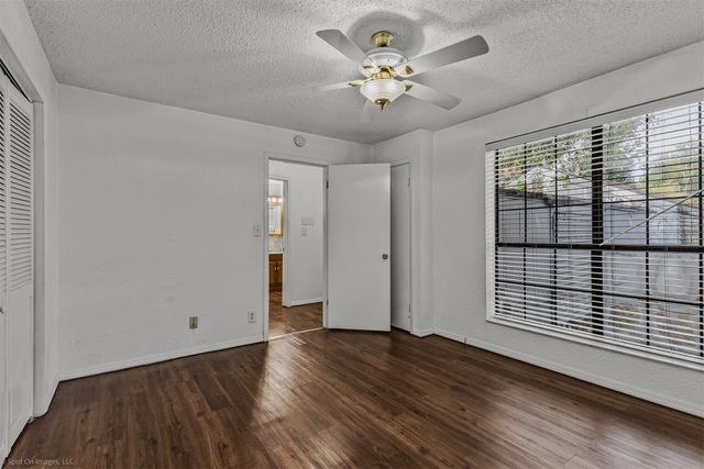 5715 Victor Street, Dallas, TX 75214