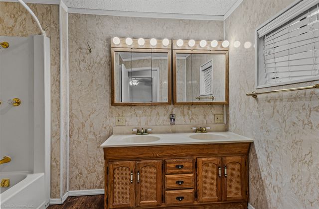 5715 Victor Street, Dallas, TX 75214