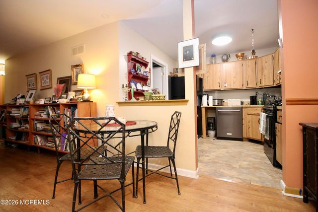 21 Austin Court 1, Freehold, NJ 07728