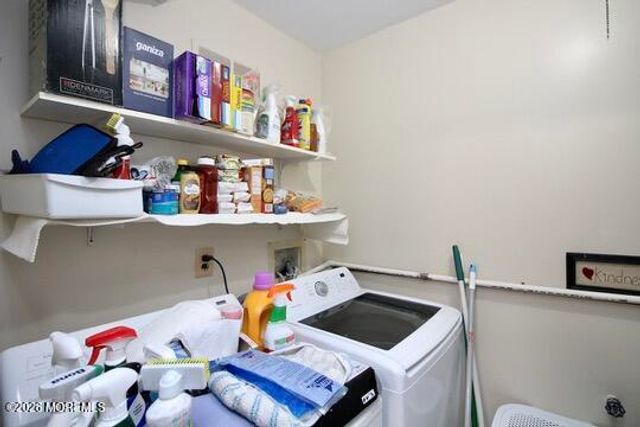 21 Austin Court 1, Freehold, NJ 07728