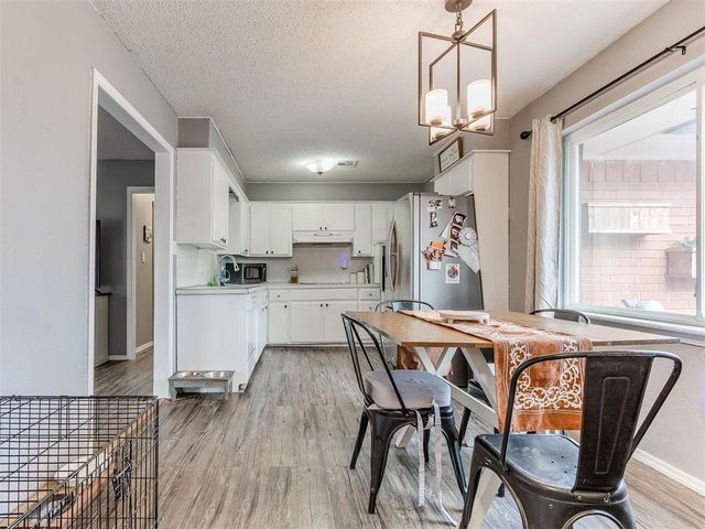 2418 Weatherford Drive, Norman, OK 73071