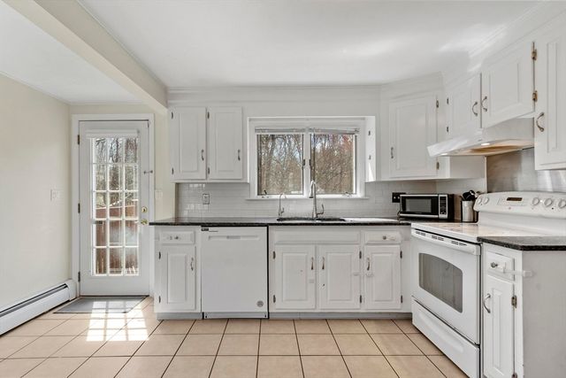 172 High Street, Chelmsford, MA 01824