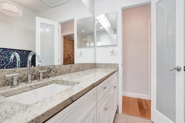 5 Gatehouse Road, Sea Ranch Lakes, FL 33308