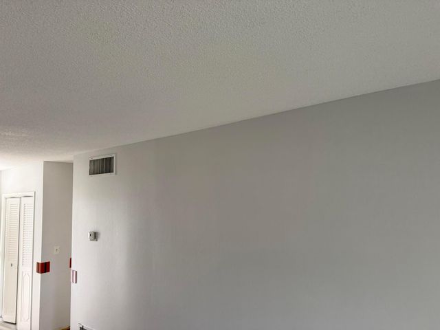 1113 Lake Terrace 205, Boynton Beach, FL 33426