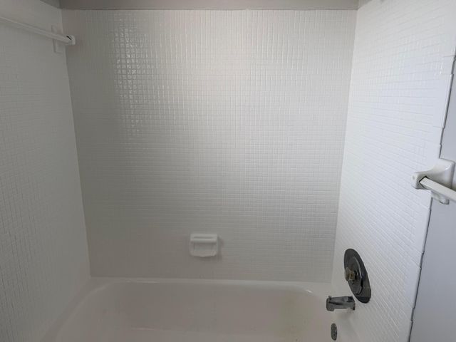 1113 Lake Terrace 205, Boynton Beach, FL 33426