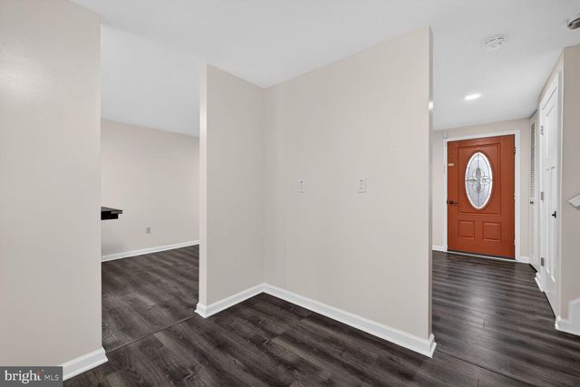 1592 ELMWOOD CT, Frederick, MD 21702