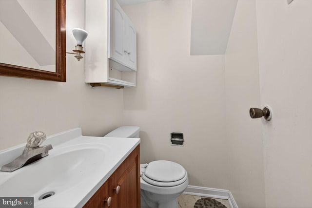 1592 ELMWOOD CT, Frederick, MD 21702