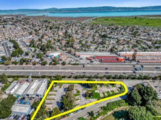 1893 Woodland Avenue, East Palo Alto, CA 94303