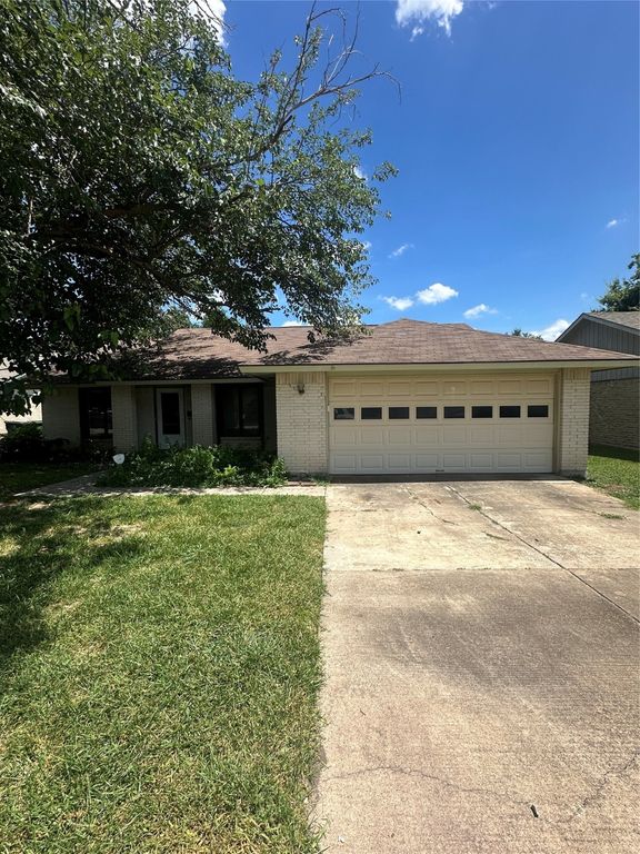 416 Meadowhill Drive, Garland, TX 75043