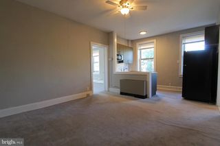7942 GERMANTOWN AVE #302, Philadelphia, PA 19118