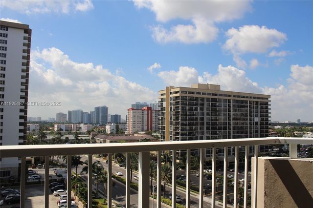 1980 S OCEAN DR 8N, Hallandale Beach, FL 33009