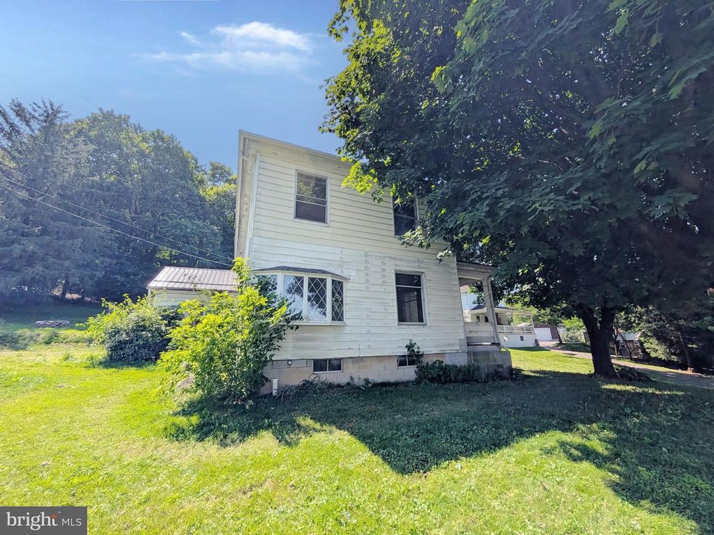 610 SAINT PETERS ST, Petersburg, PA 16669