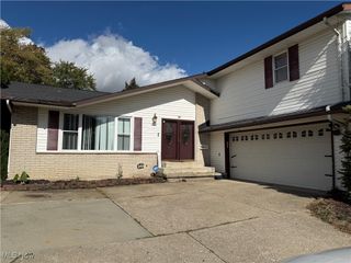 2830 Brian Drive, Parma, OH 44134