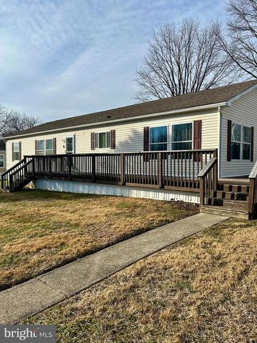 5 REID DR, Nottingham, PA 19362