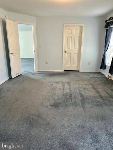 5 REID DR, Nottingham, PA 19362