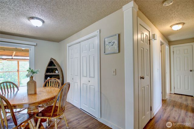 930 N LaVenture Road, Mount Vernon, WA 98273