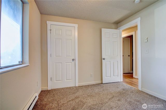 930 N LaVenture Road, Mount Vernon, WA 98273